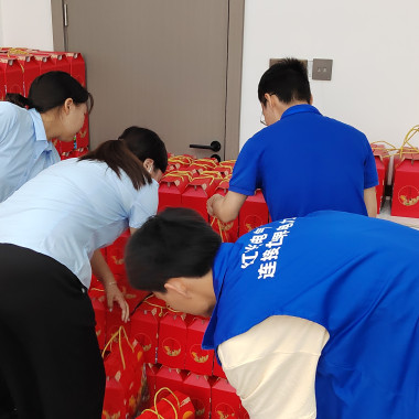AG8亚洲国际游戏集团电气集团组织开展“仲夏端午，肆意放粽”主题系列运动